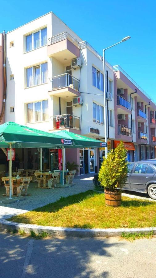 Family Hotel Solar Central Slântsjev Brjag Eksteriør bilde