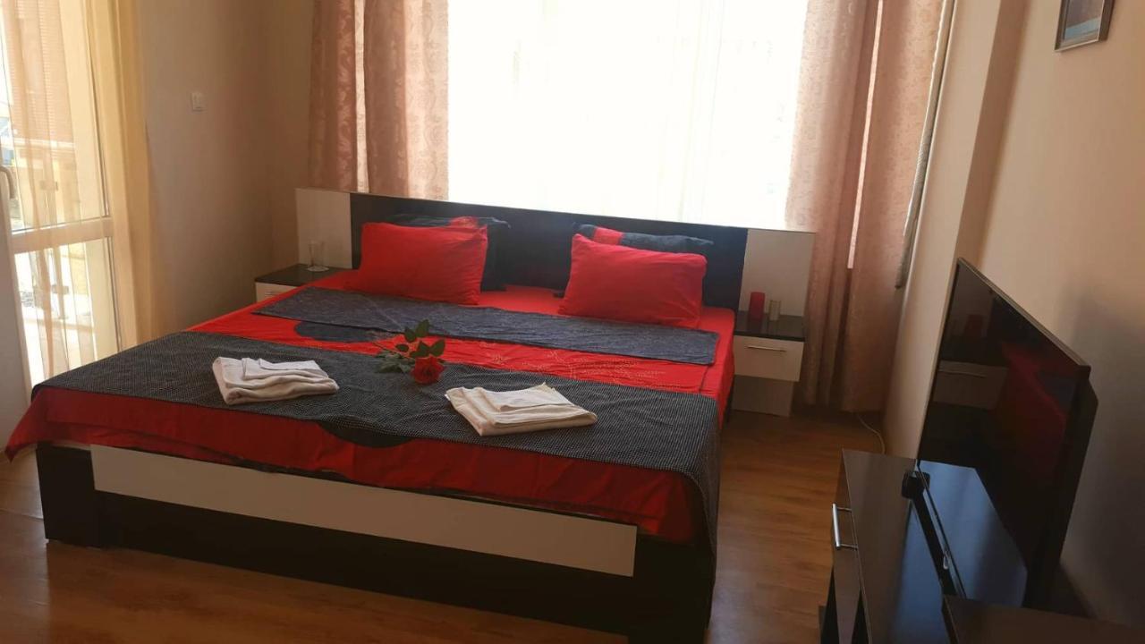 Family Hotel Solar Central Slântsjev Brjag Eksteriør bilde